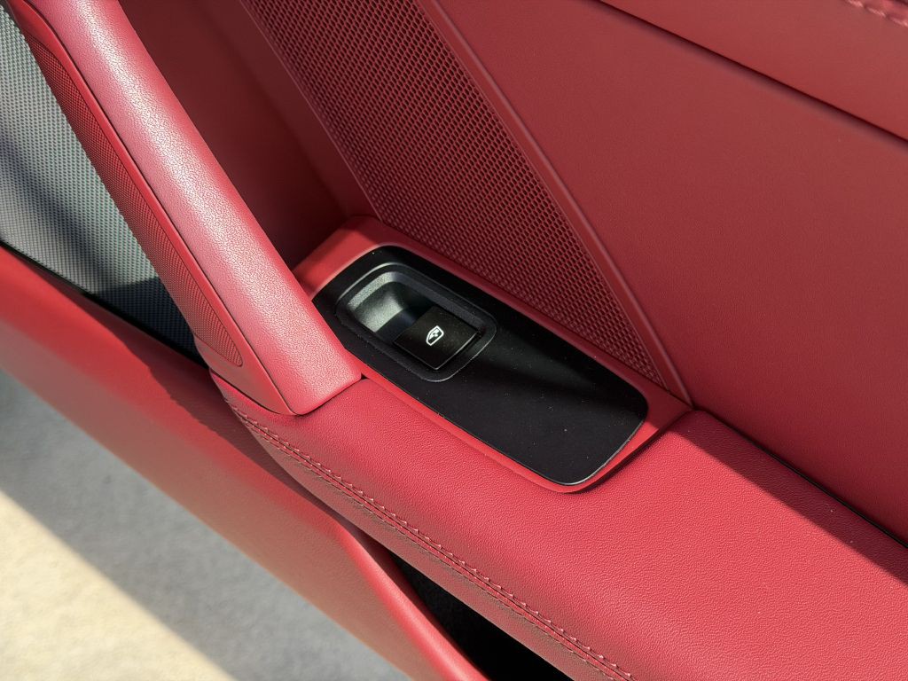 2024 Porsche 911 Image 69