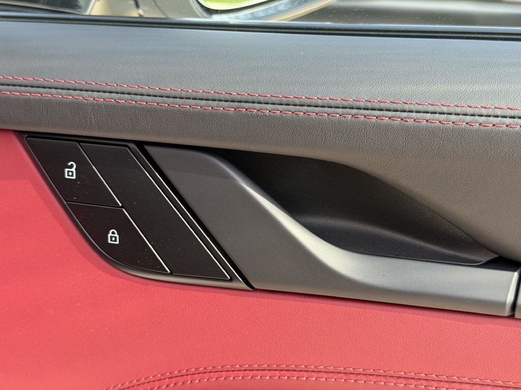 2024 Porsche 911 Image 70