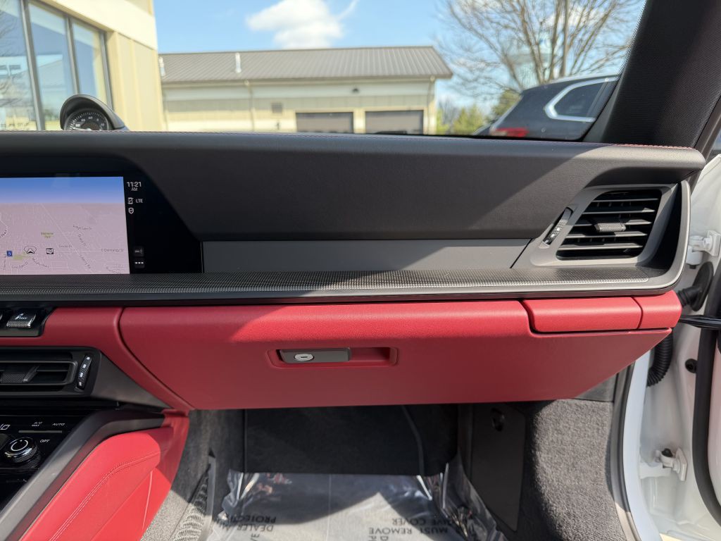2024 Porsche 911 Image 78