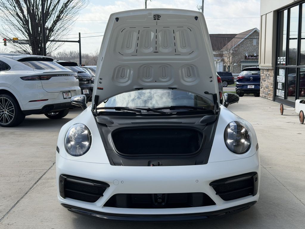 2024 Porsche 911 Image 100
