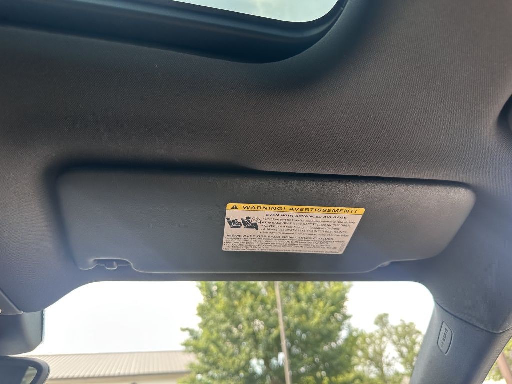 2017 Porsche Macan Image 70