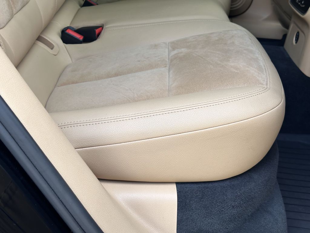 2017 Porsche Macan Image 89