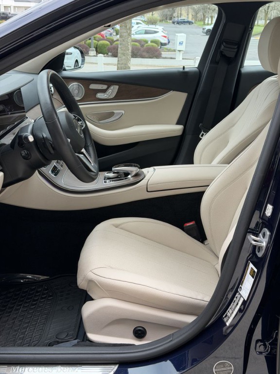 2020 Mercedes-Benz E-Class Image 19