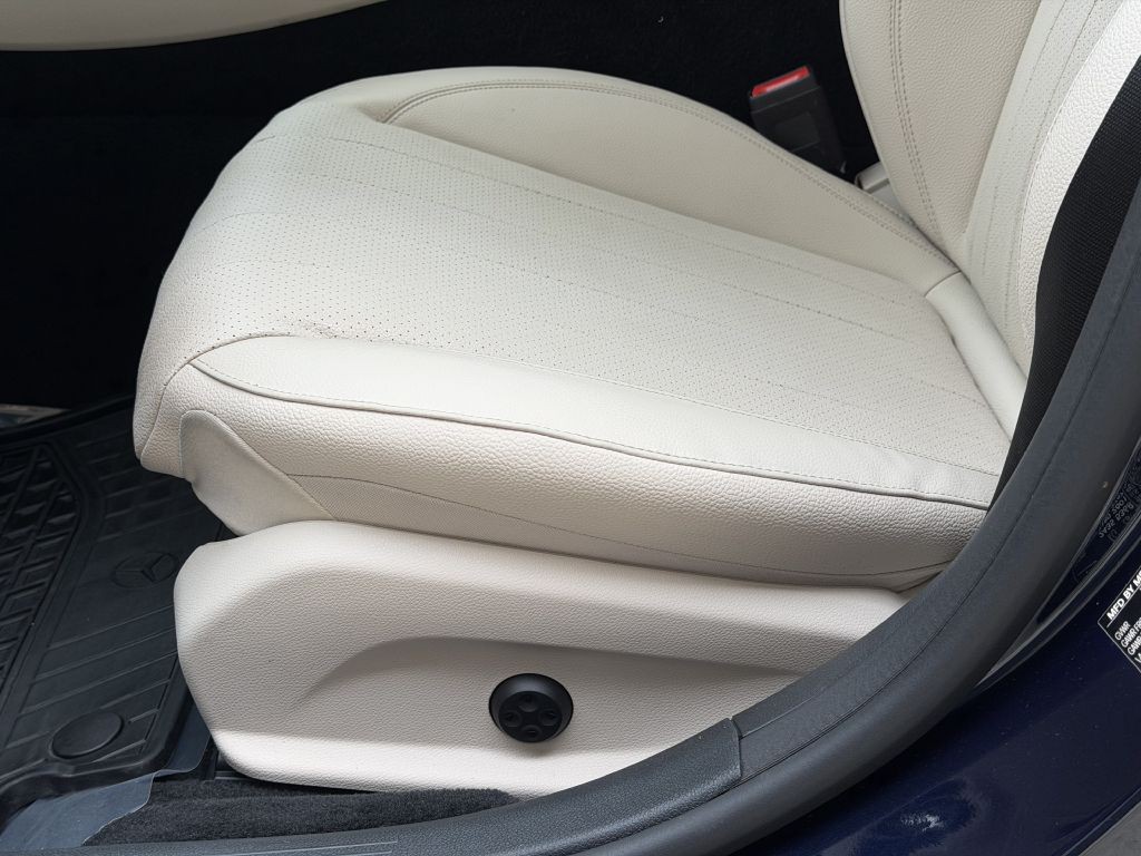 2020 Mercedes-Benz E-Class Image 28