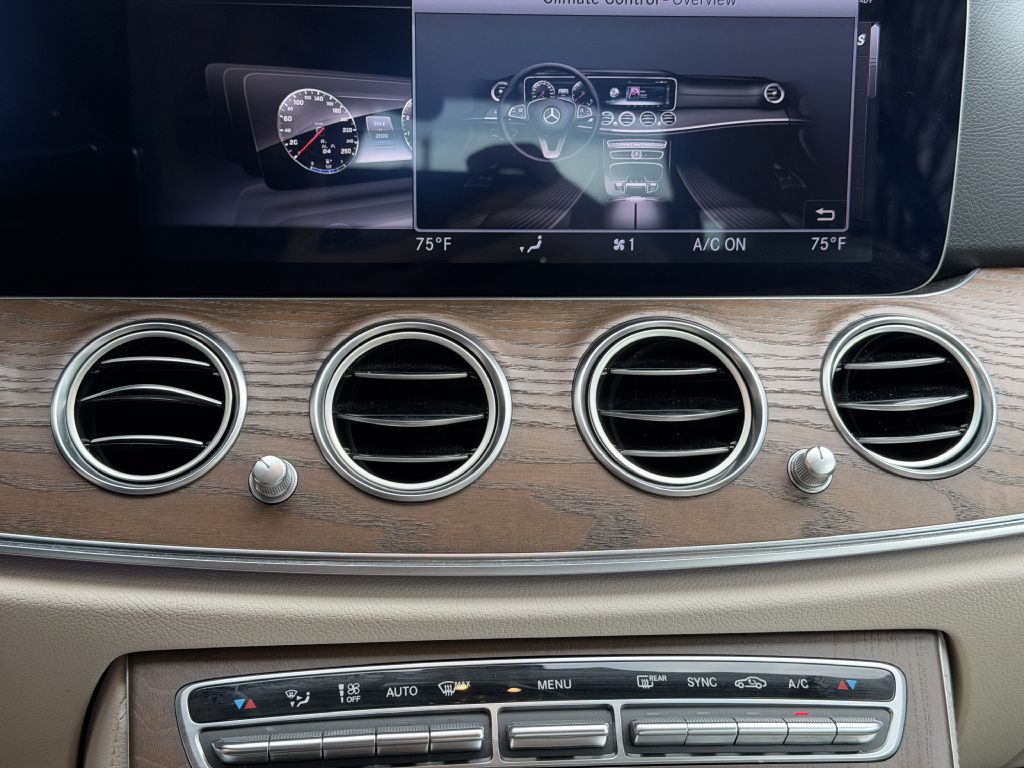 2020 Mercedes-Benz E-Class Image 41