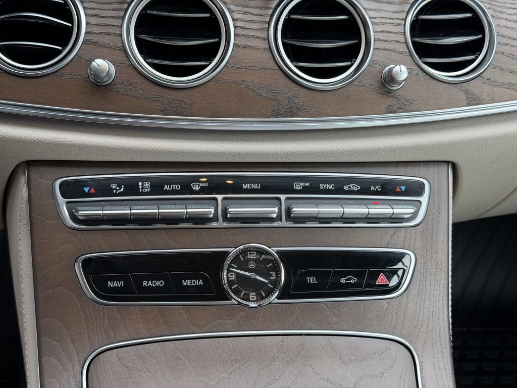 2020 Mercedes-Benz E-Class Image 42