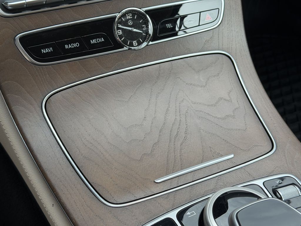 2020 Mercedes-Benz E-Class Image 43