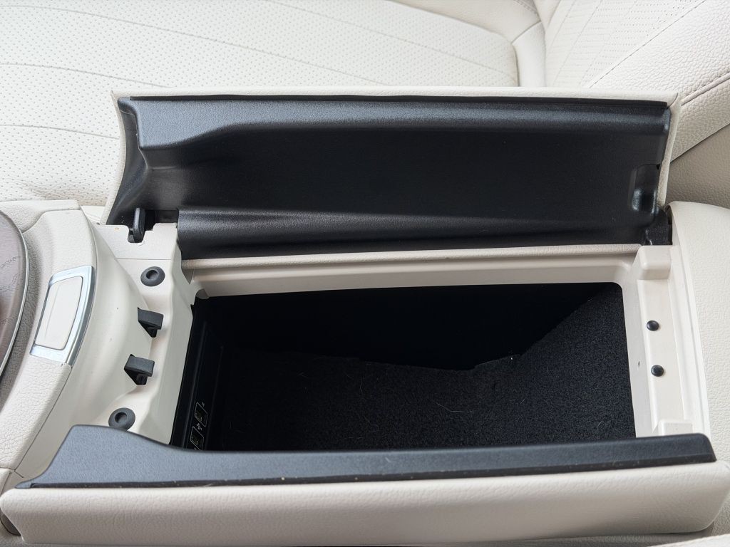 2020 Mercedes-Benz E-Class Image 47