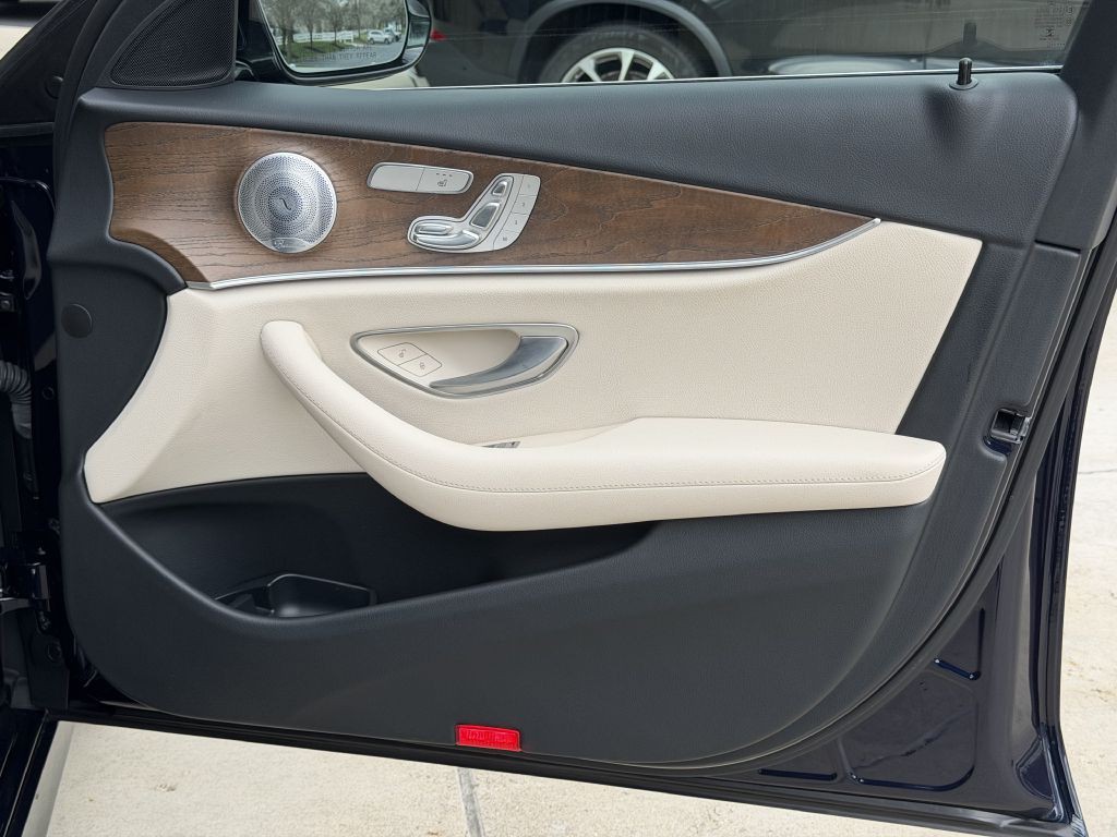 2020 Mercedes-Benz E-Class Image 55