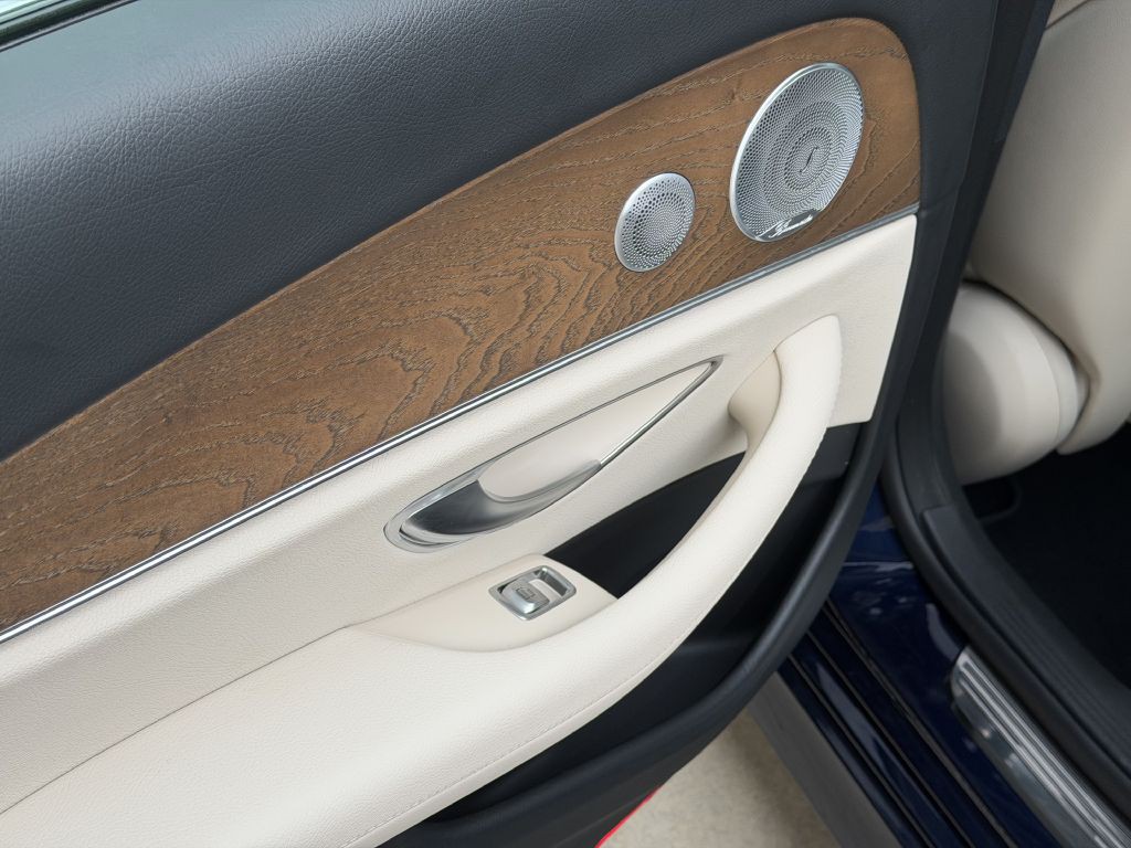 2020 Mercedes-Benz E-Class Image 85