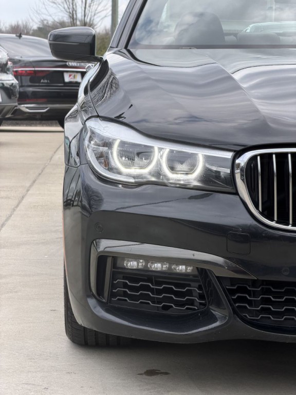 2019 BMW 7 Series Image 11