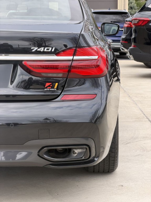 2019 BMW 7 Series Image 14