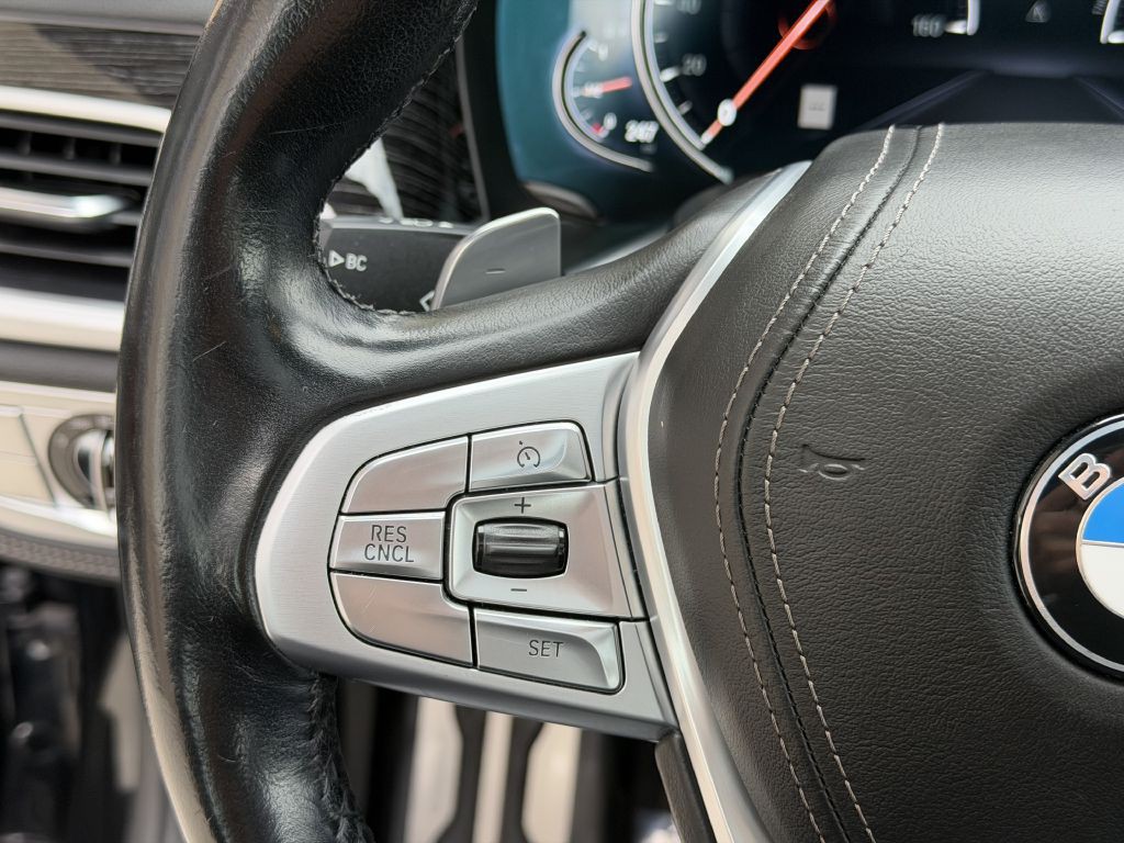 2019 BMW 7 Series Image 35