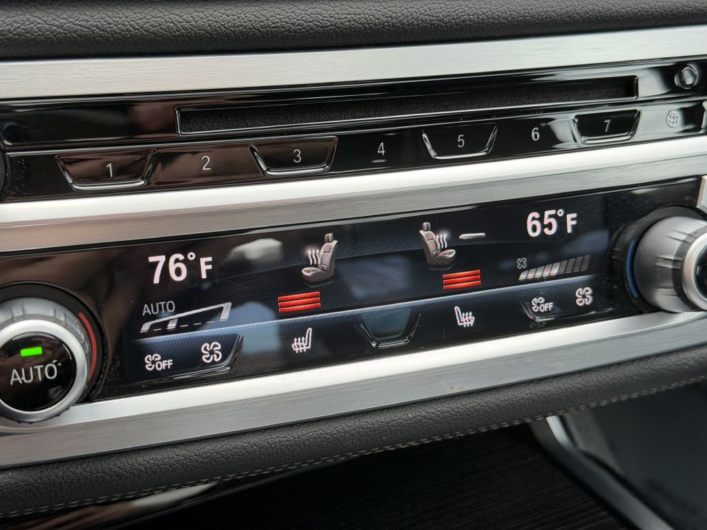 2019 BMW 7 Series Image 43