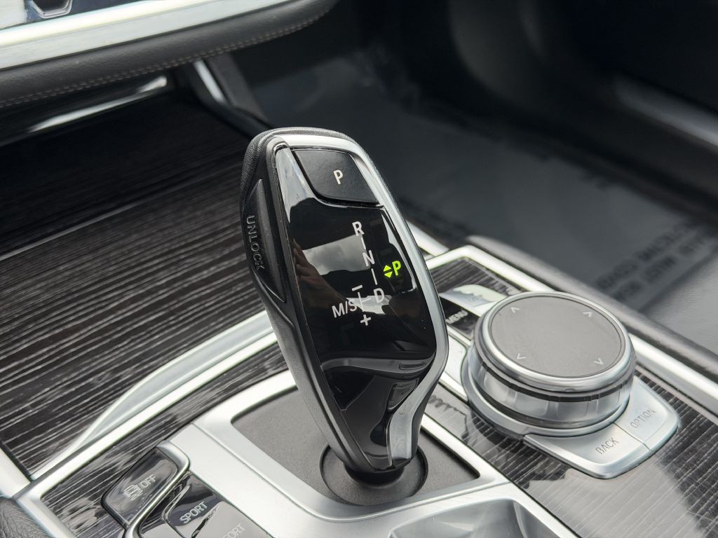 2019 BMW 7 Series Image 47