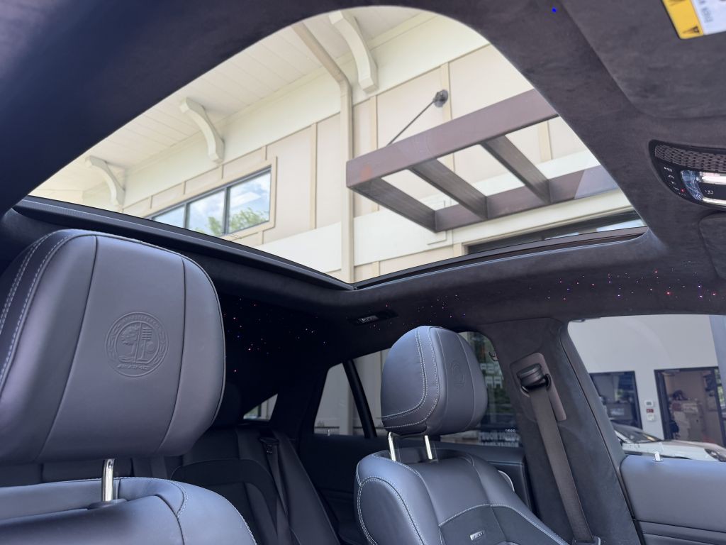 2025 Mercedes-Benz GLE-Class Image 25