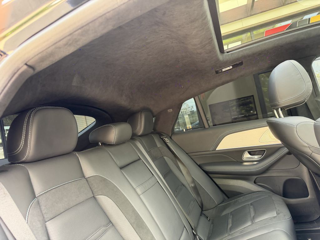 2025 Mercedes-Benz GLE-Class Image 27