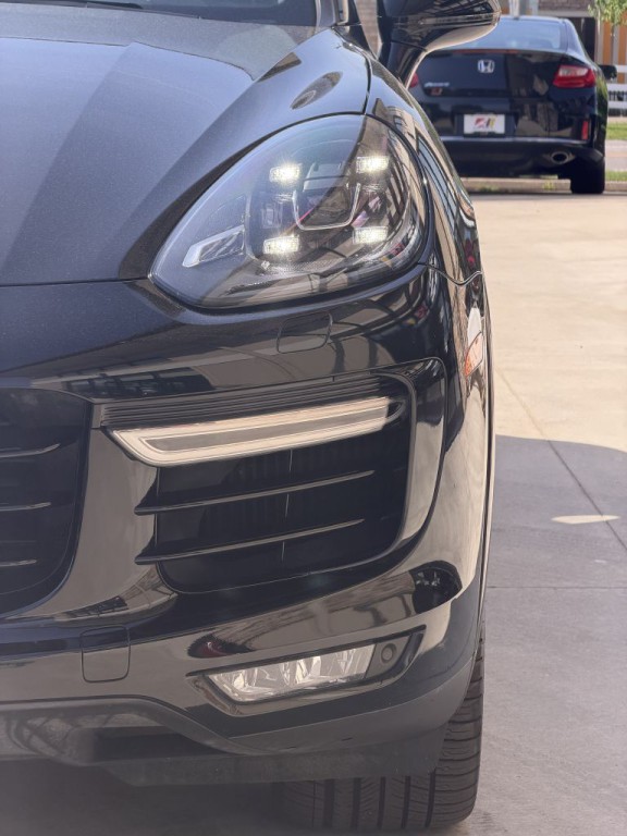 2018 Porsche Cayenne Image 10