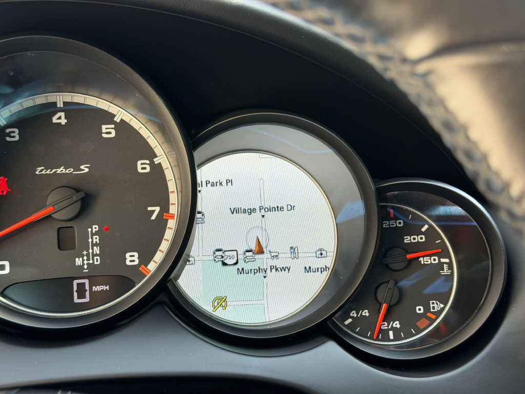 2018 Porsche Cayenne Image 38