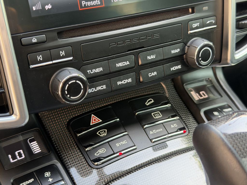 2018 Porsche Cayenne Image 41