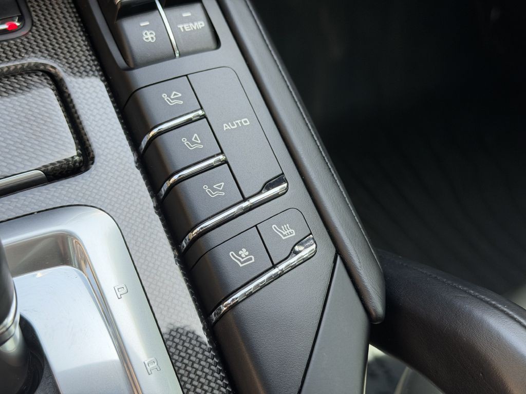 2018 Porsche Cayenne Image 45