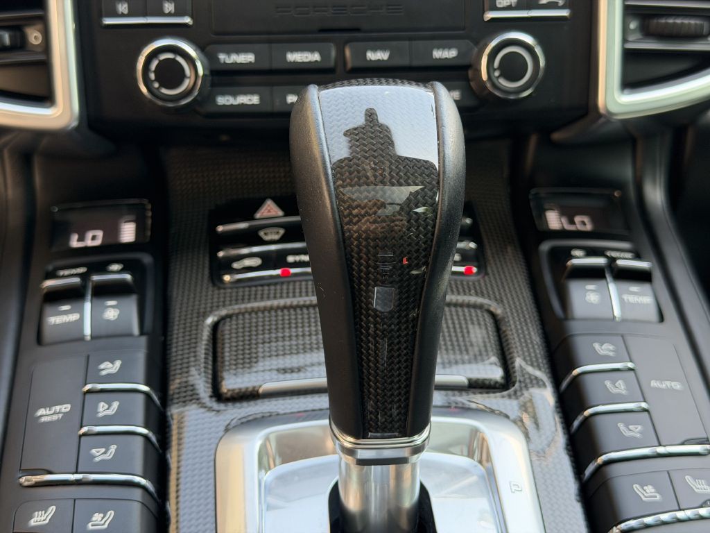 2018 Porsche Cayenne Image 46