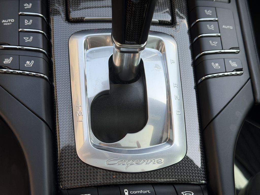 2018 Porsche Cayenne Image 47