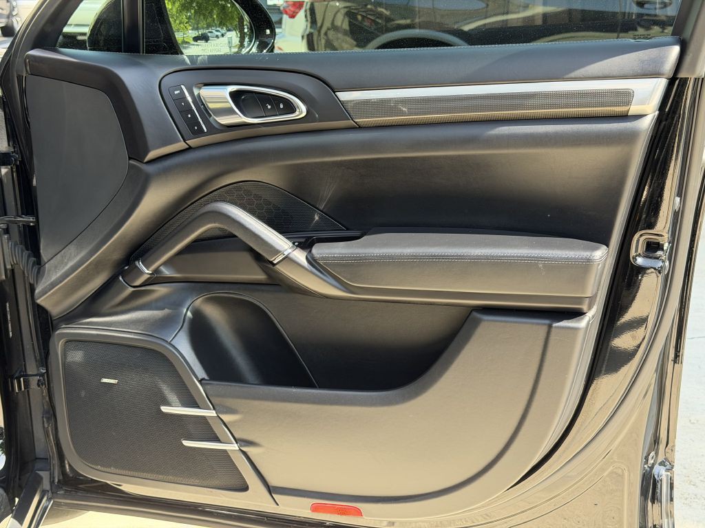 2018 Porsche Cayenne Image 57