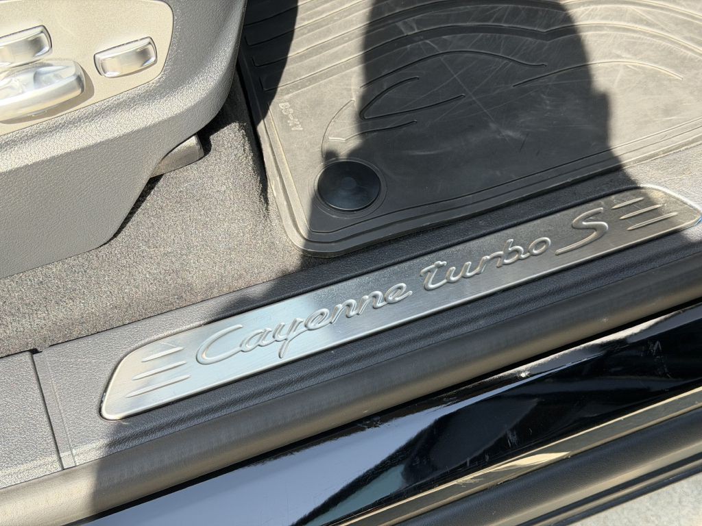 2018 Porsche Cayenne Image 64