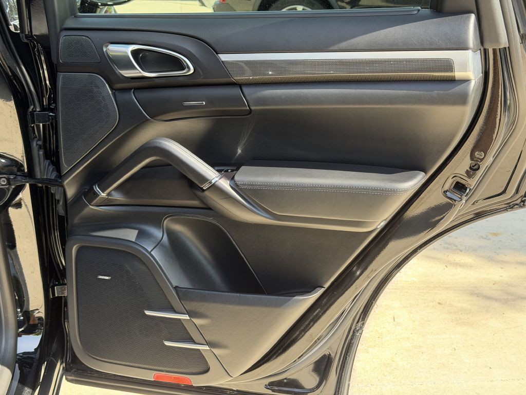 2018 Porsche Cayenne Image 75