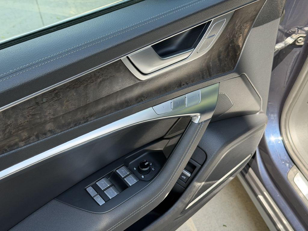 2021 Audi A6 Image 22