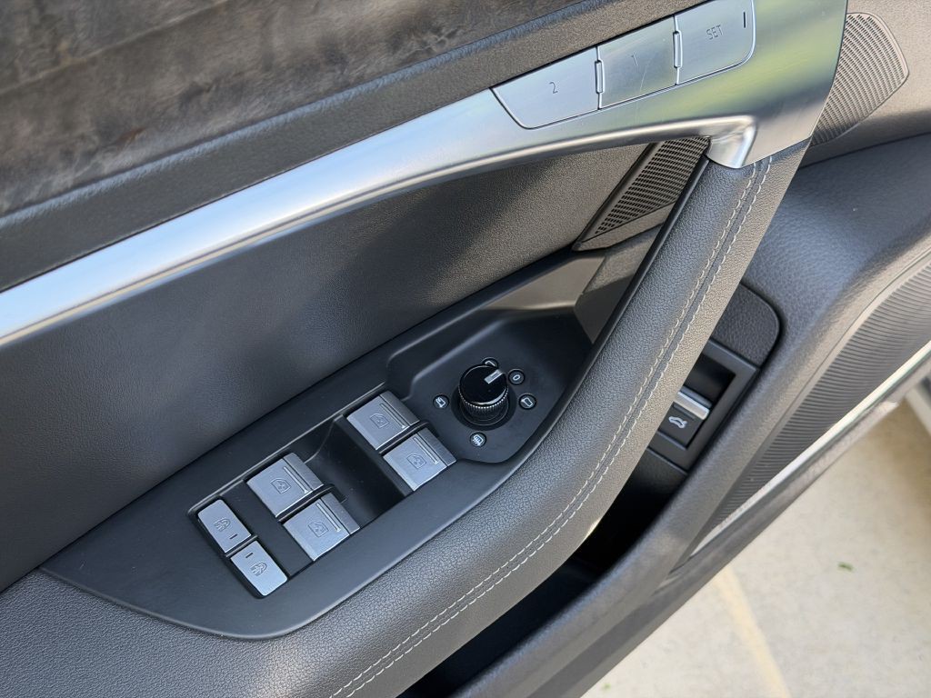 2021 Audi A6 Image 24