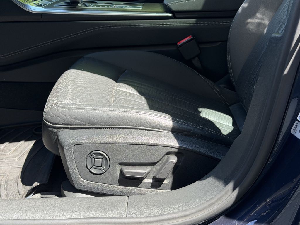 2021 Audi A6 Image 28