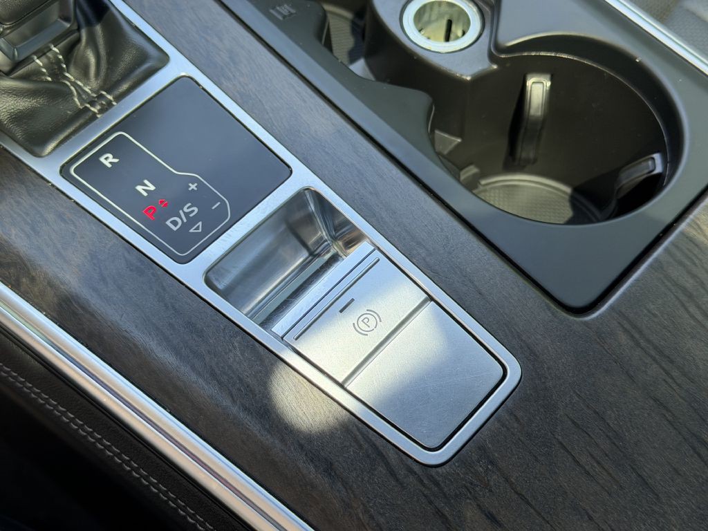 2021 Audi A6 Image 43