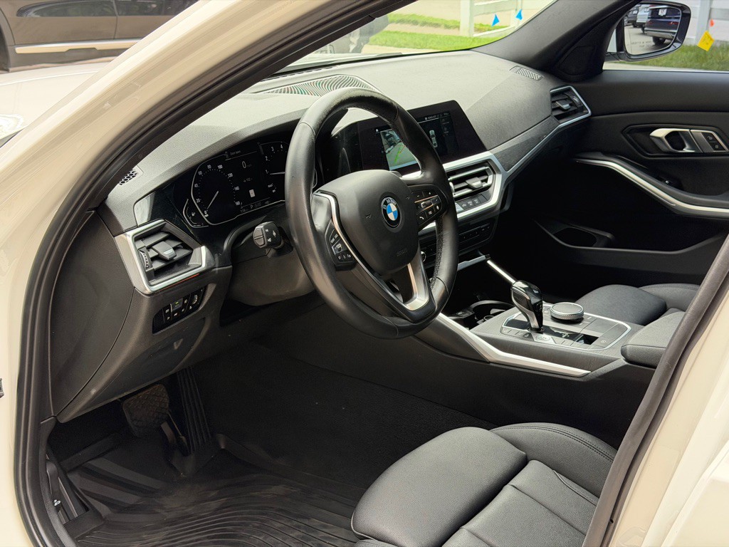 2021 BMW 3 Series Image 25