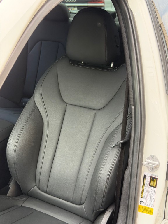 2021 BMW 3 Series Image 33