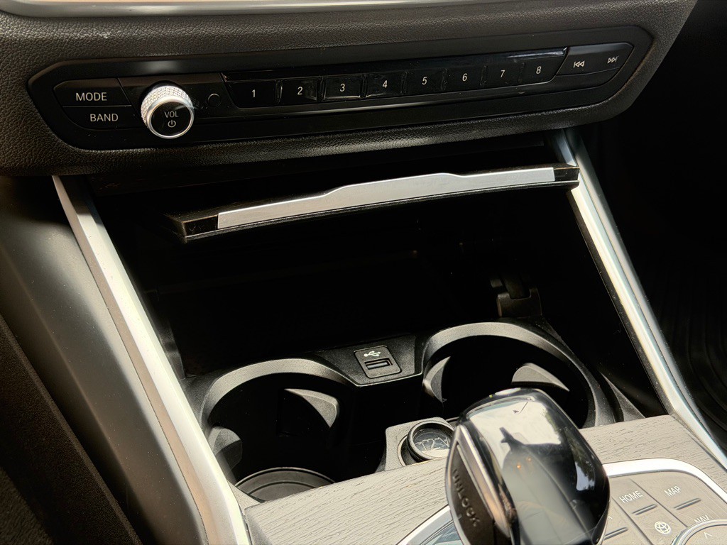 2021 BMW 3 Series Image 49
