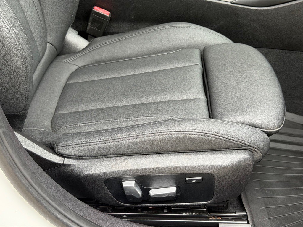 2021 BMW 3 Series Image 65