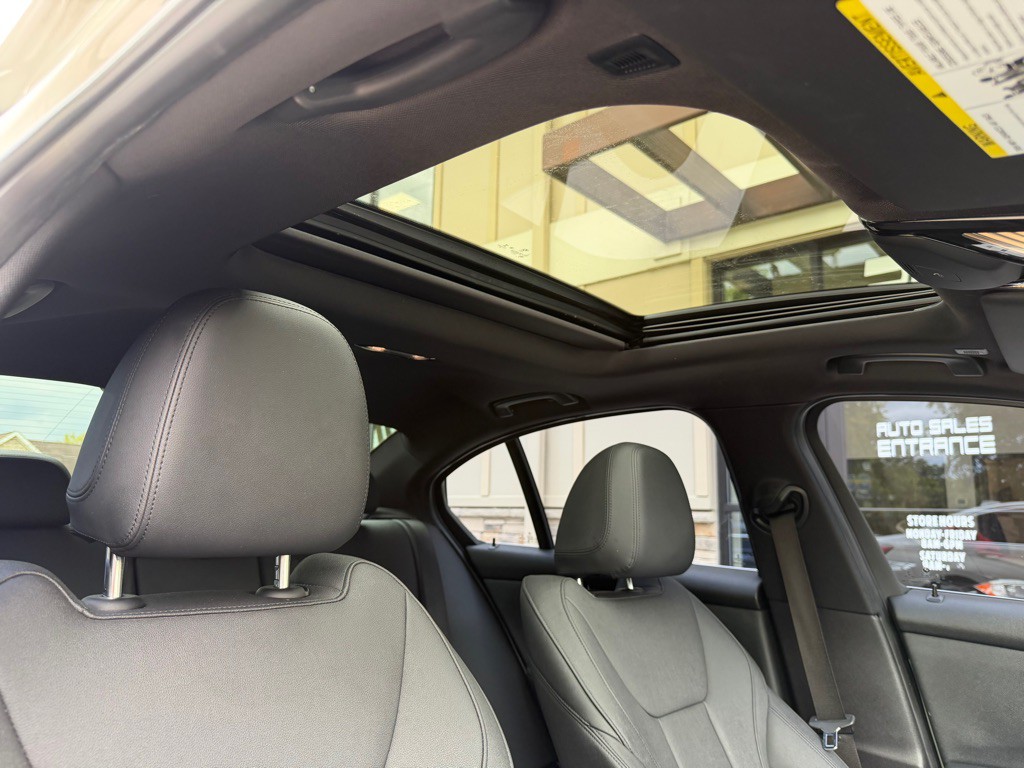 2021 BMW 3 Series Image 74