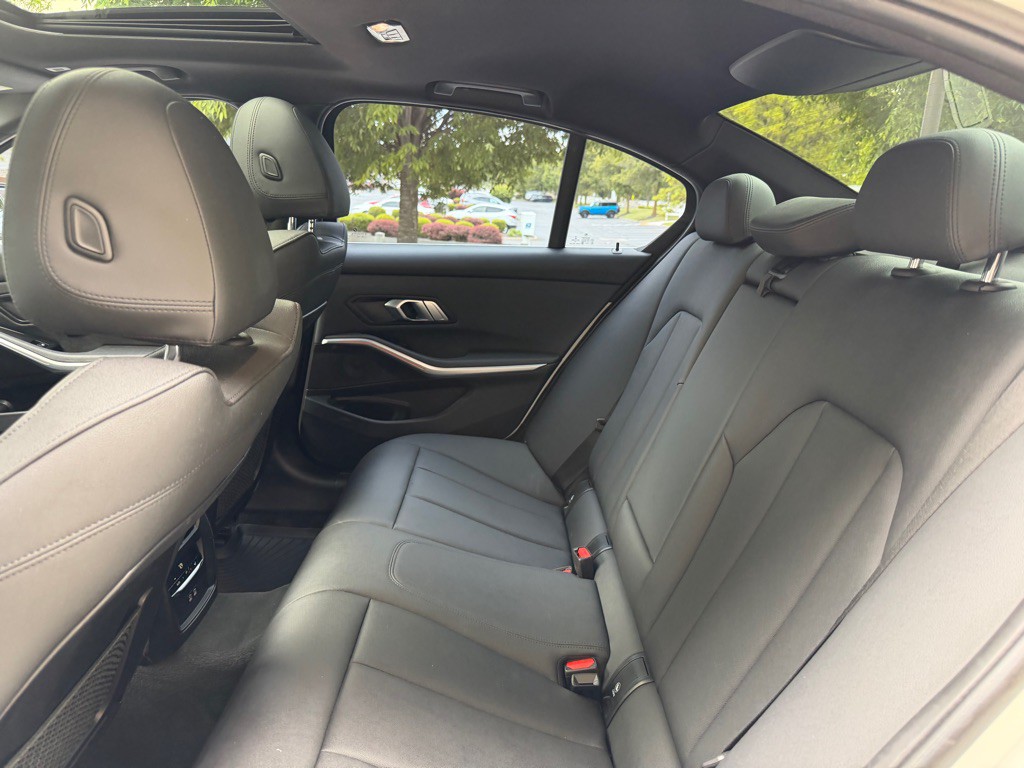 2021 BMW 3 Series Image 90