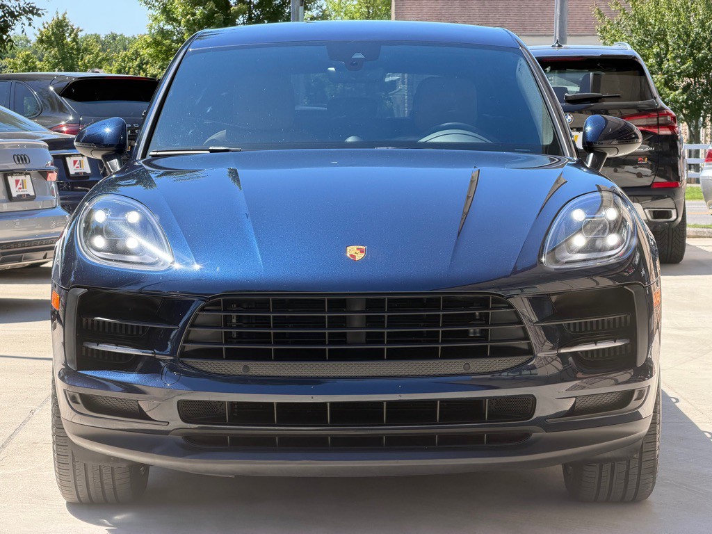 2021 Porsche Macan Image 4