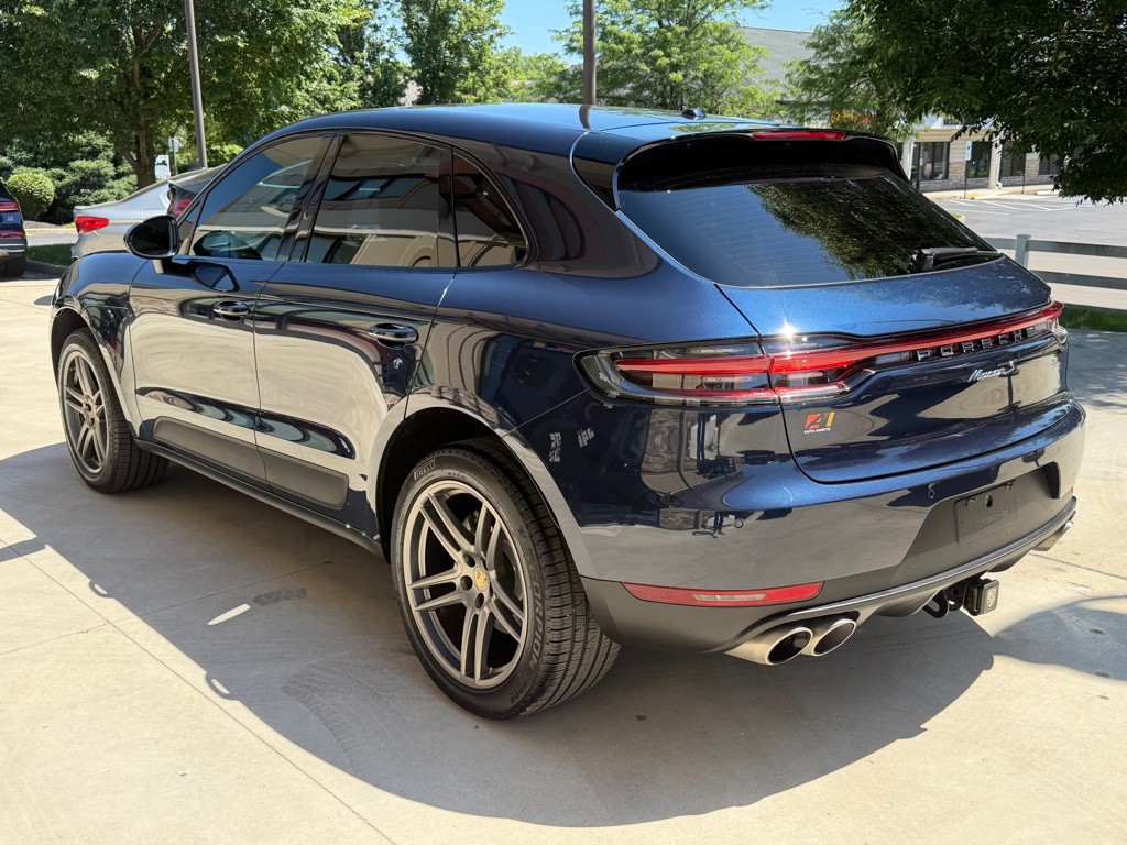 2021 Porsche Macan Image 7