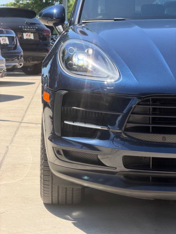2021 Porsche Macan Image 12