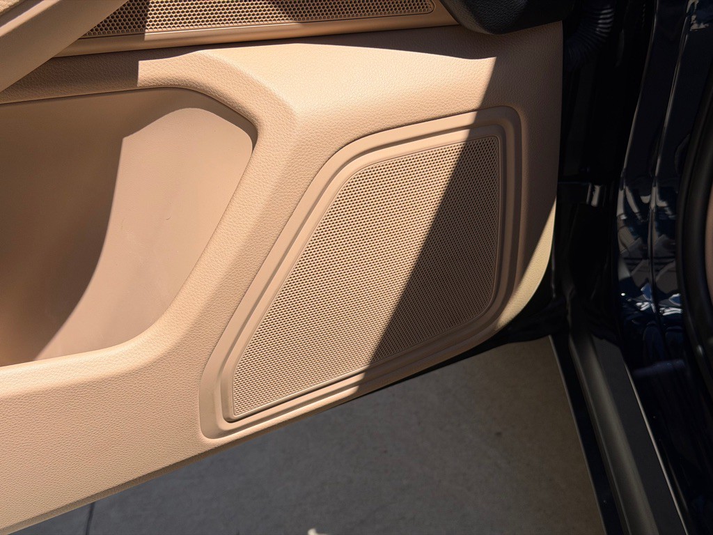 2021 Porsche Macan Image 27