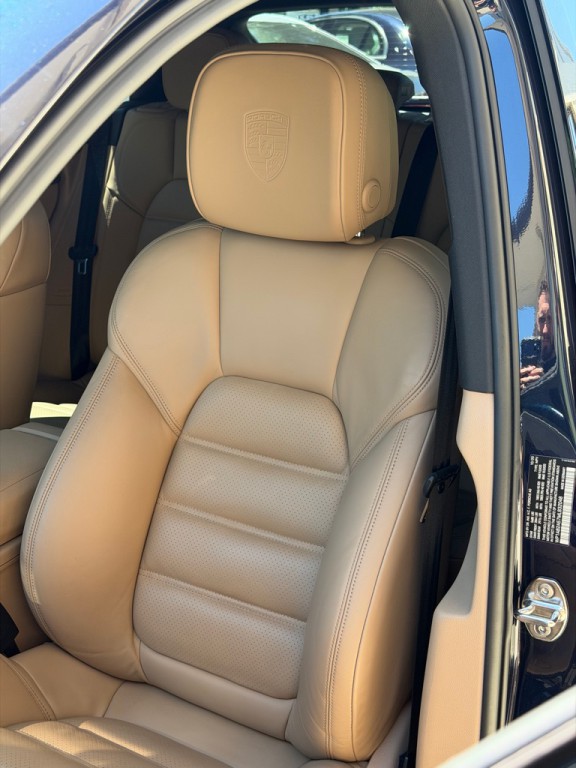 2021 Porsche Macan Image 31