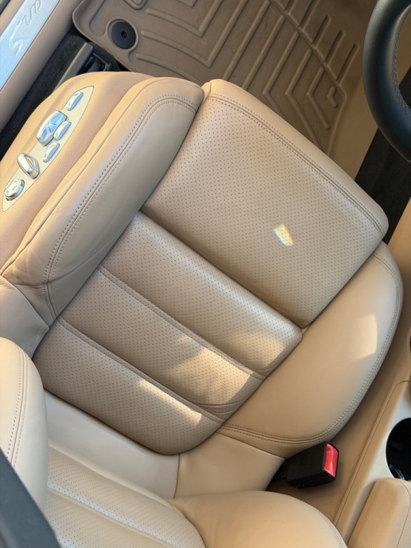 2021 Porsche Macan Image 32