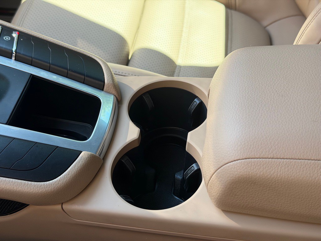 2021 Porsche Macan Image 55