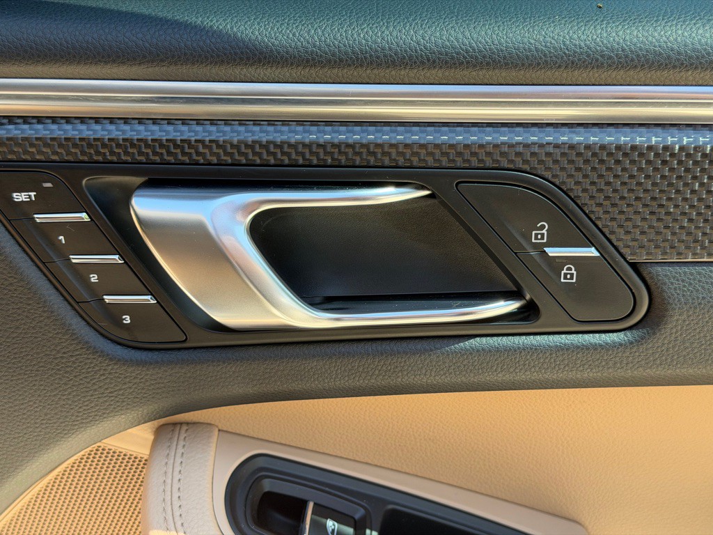 2021 Porsche Macan Image 66