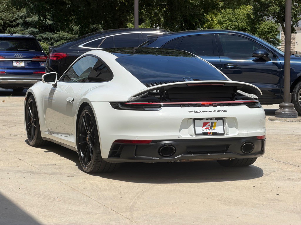 2023 Porsche 911 Image 10