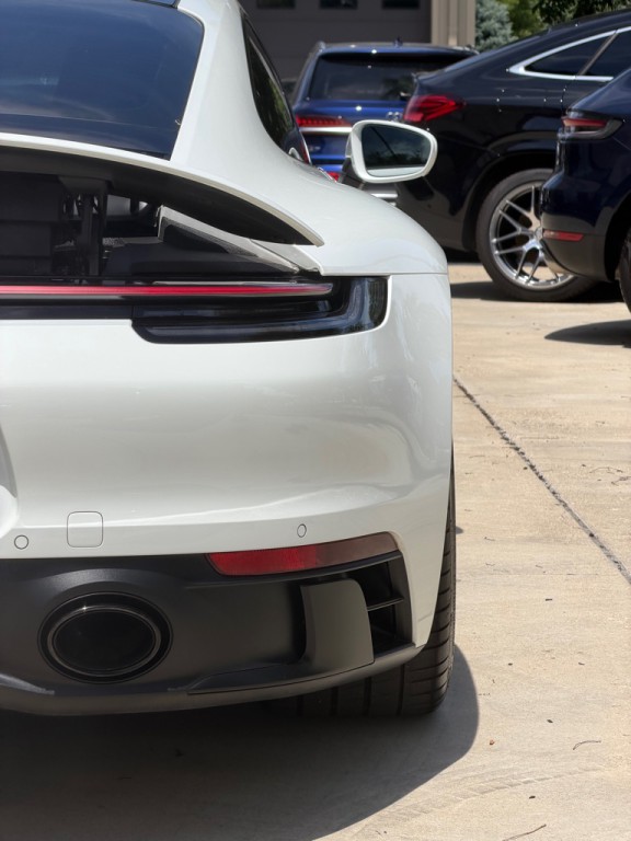 2023 Porsche 911 Image 15